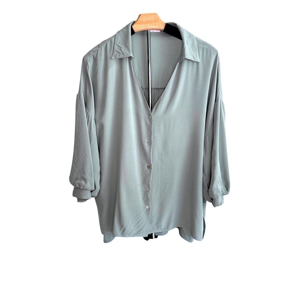 Pink‎ Lily Sage Green V-Neck Button Blouse XL Oversized Relaxed Casual Career
